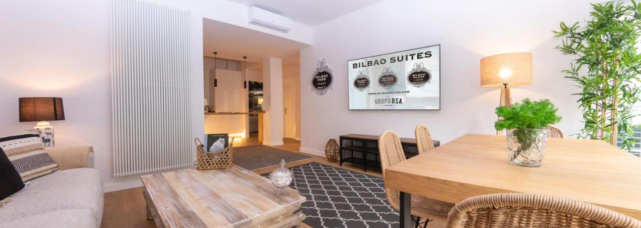 Bilbao Henao Park De Bilbao Suites, En Pleno Centro Con Garaje Directo Exterior photo